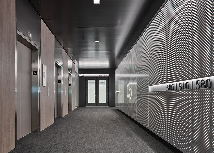 2525 Main St Image #01