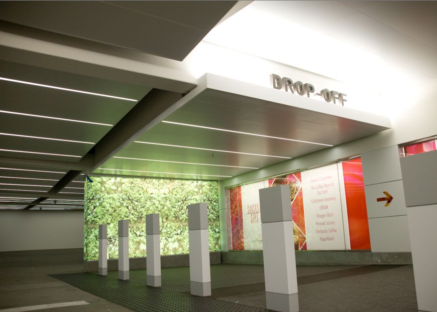 Irvine Spectrum Valet Image #32