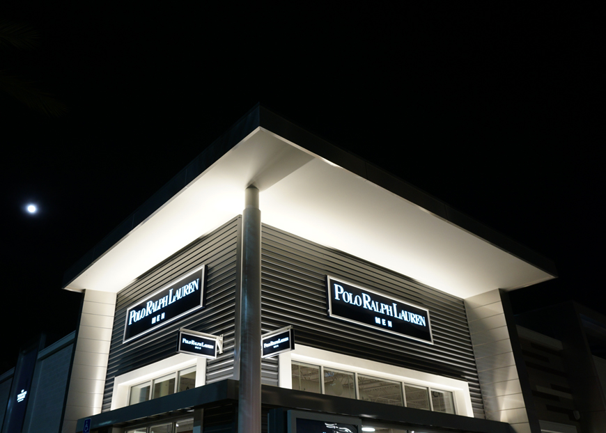 The Outlets at Orange Image #03