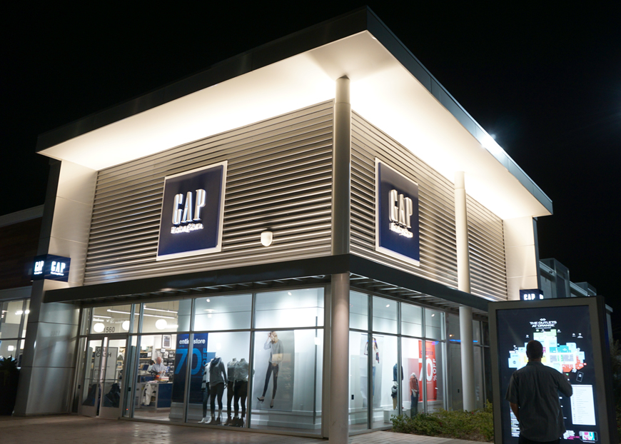 The Outlets at Orange Image #05